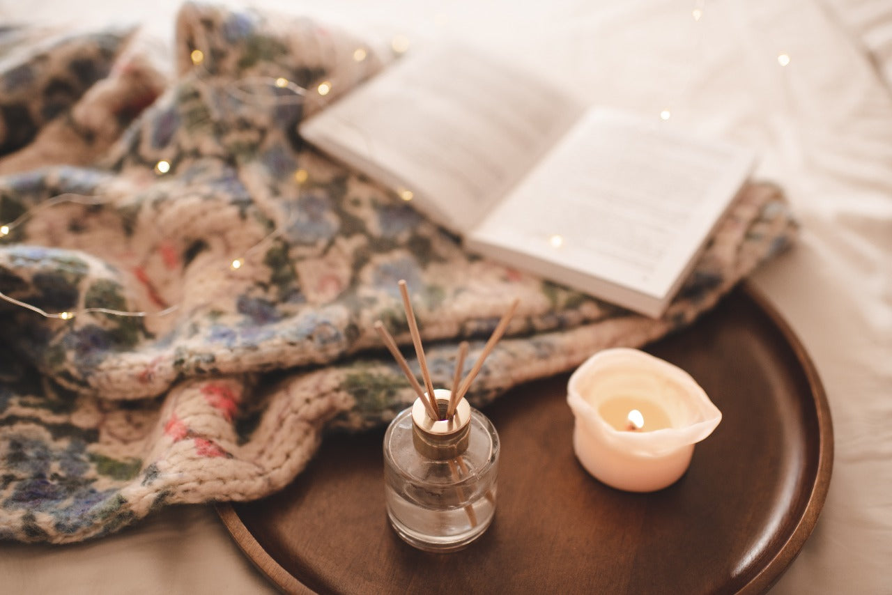 Sándalo: conoce los beneficios de este aroma (personales y en tu negocio)
