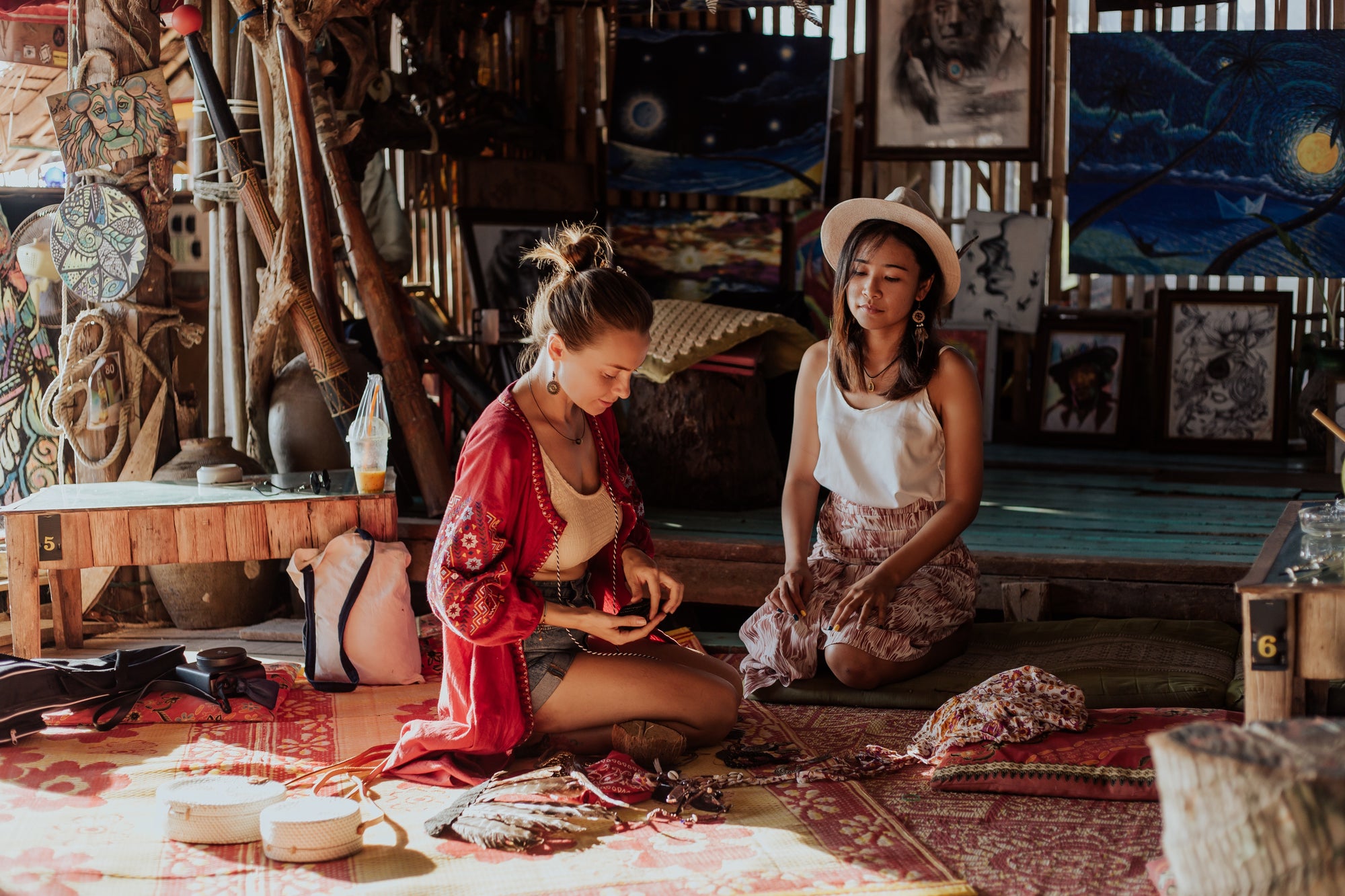 Aromas del Mundo: Un Viaje Sensorial a través de Cuatro Destinos Exquisitos