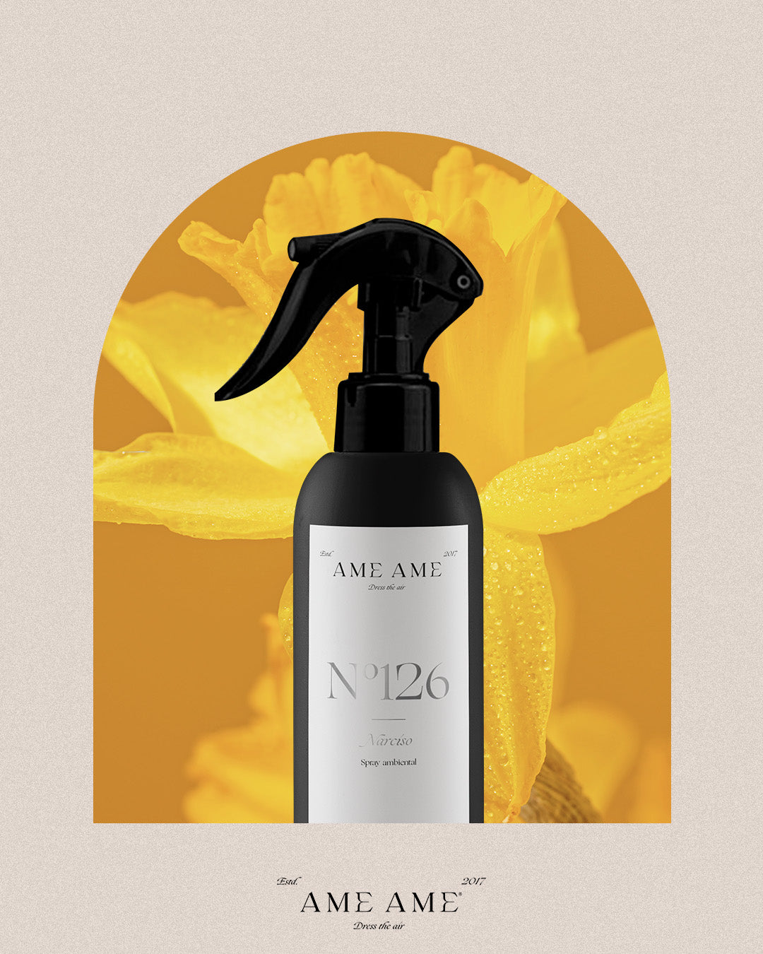 Spray Nº 126 Narciso. Ame Ame. Fondo de pétalos amarillos